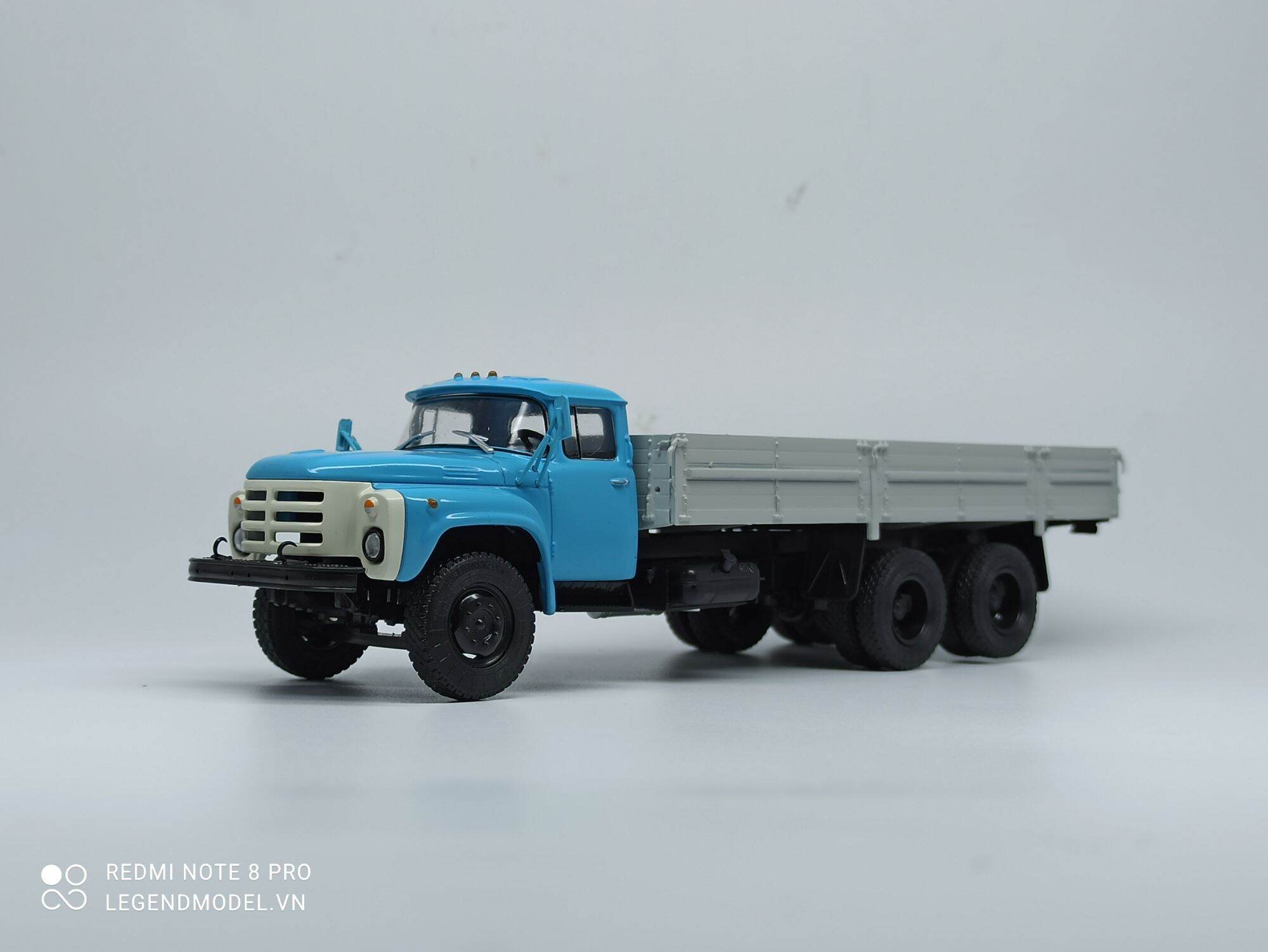 Mô hình xe zil133 gya