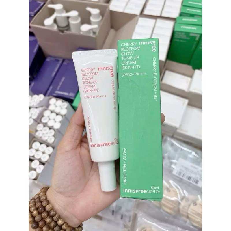 [CHÍNH HÃNG 100%] KEM DƯỠNG ẨM INNISFREE JEJU CHERRYBLOSSOM SKIN FITTONE UP CREAM