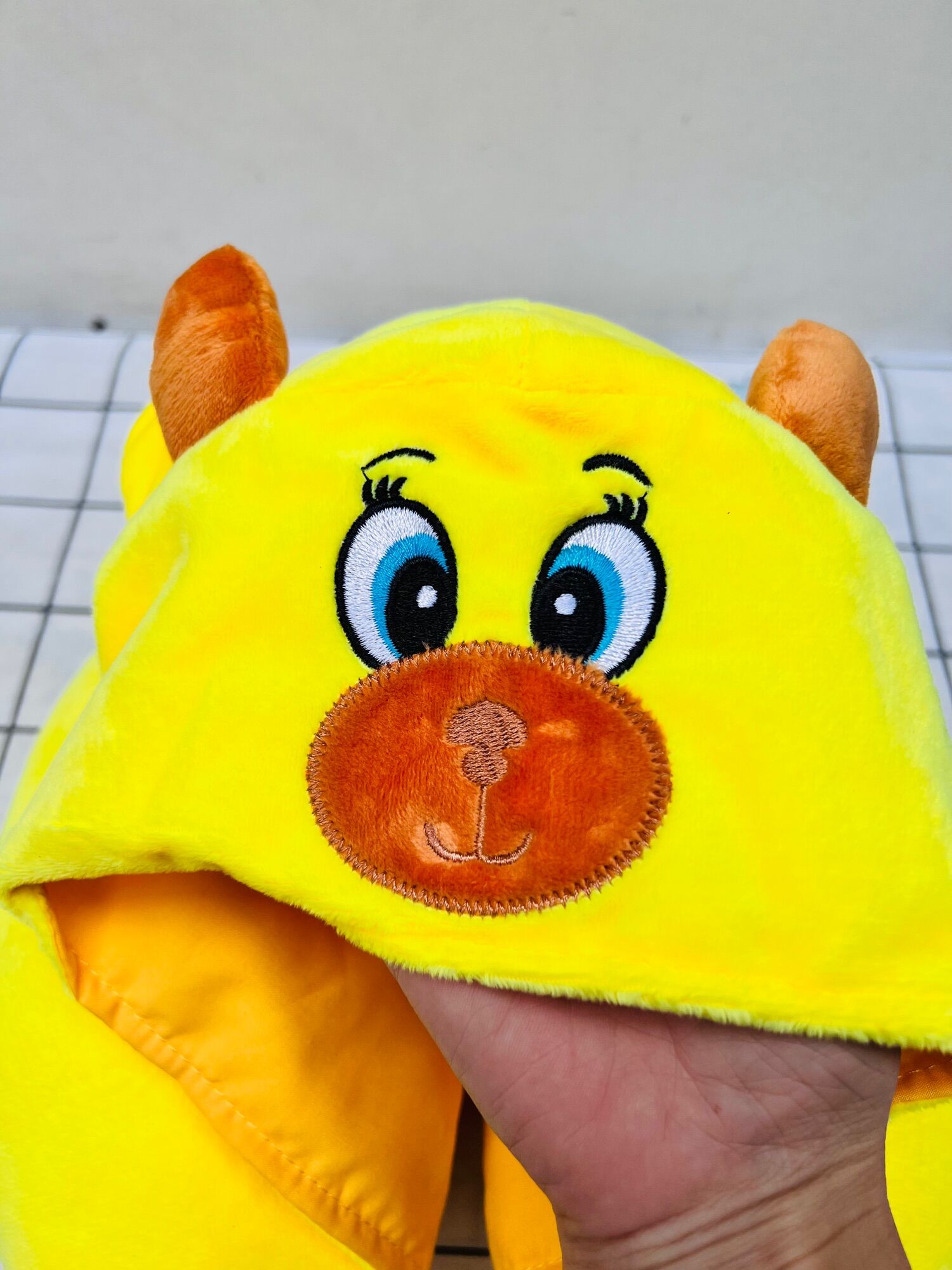Gối kê cổ kèm nón cho bé (Hàng KM sữa Nutren)
