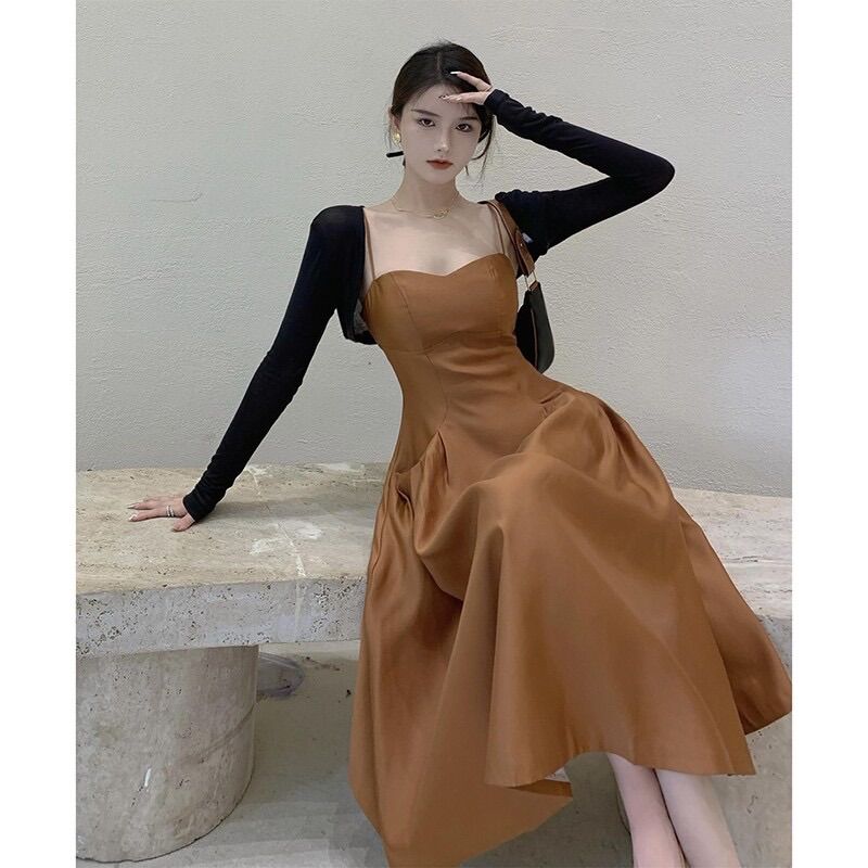 Set đầm maxi hai dây dáng xoè + áo khoác ngắn tay dài