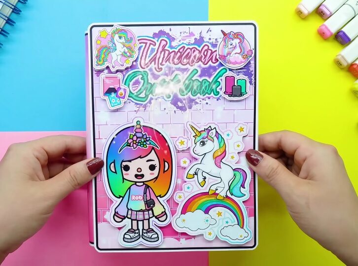 Ngôi nhà búp bê giấy Toca Boca - Wednesday cong chua va ky lan