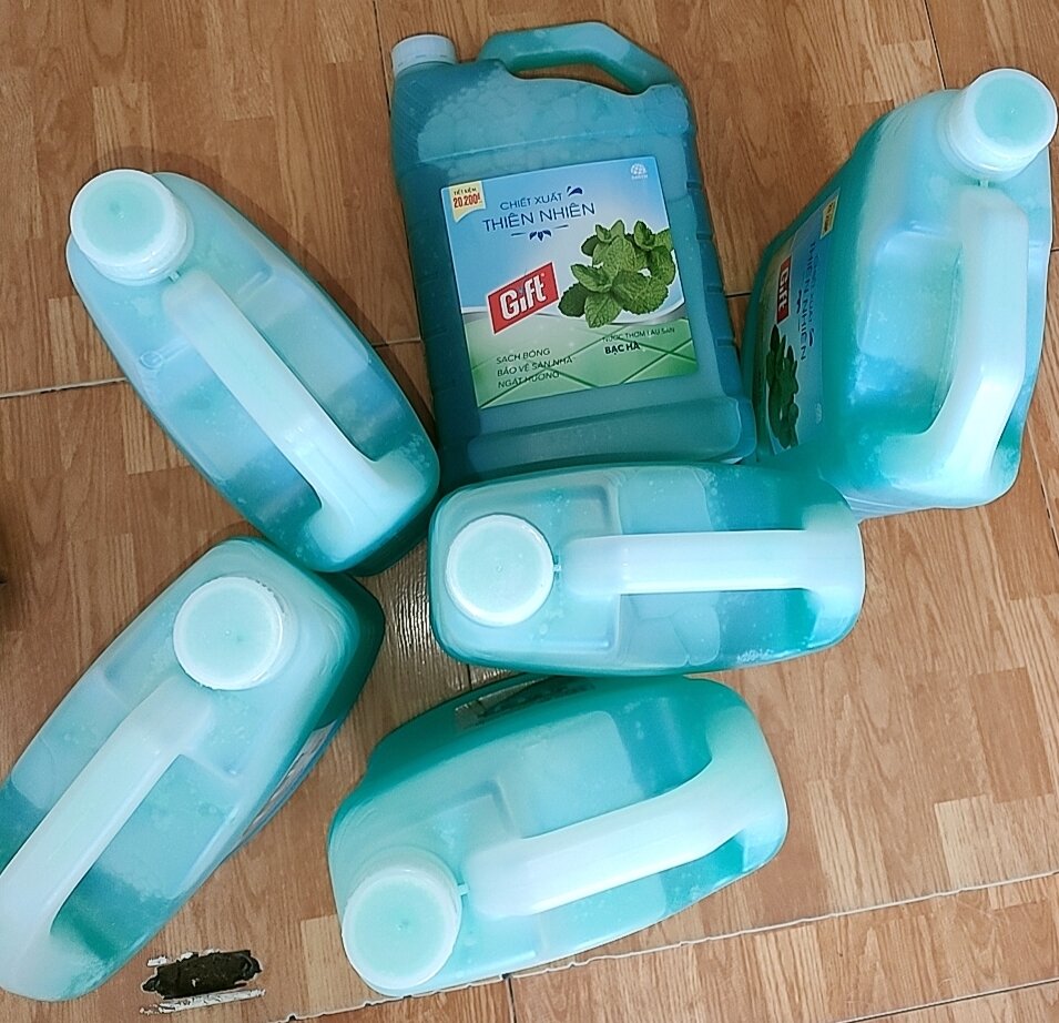 Nước lau sàn Gift