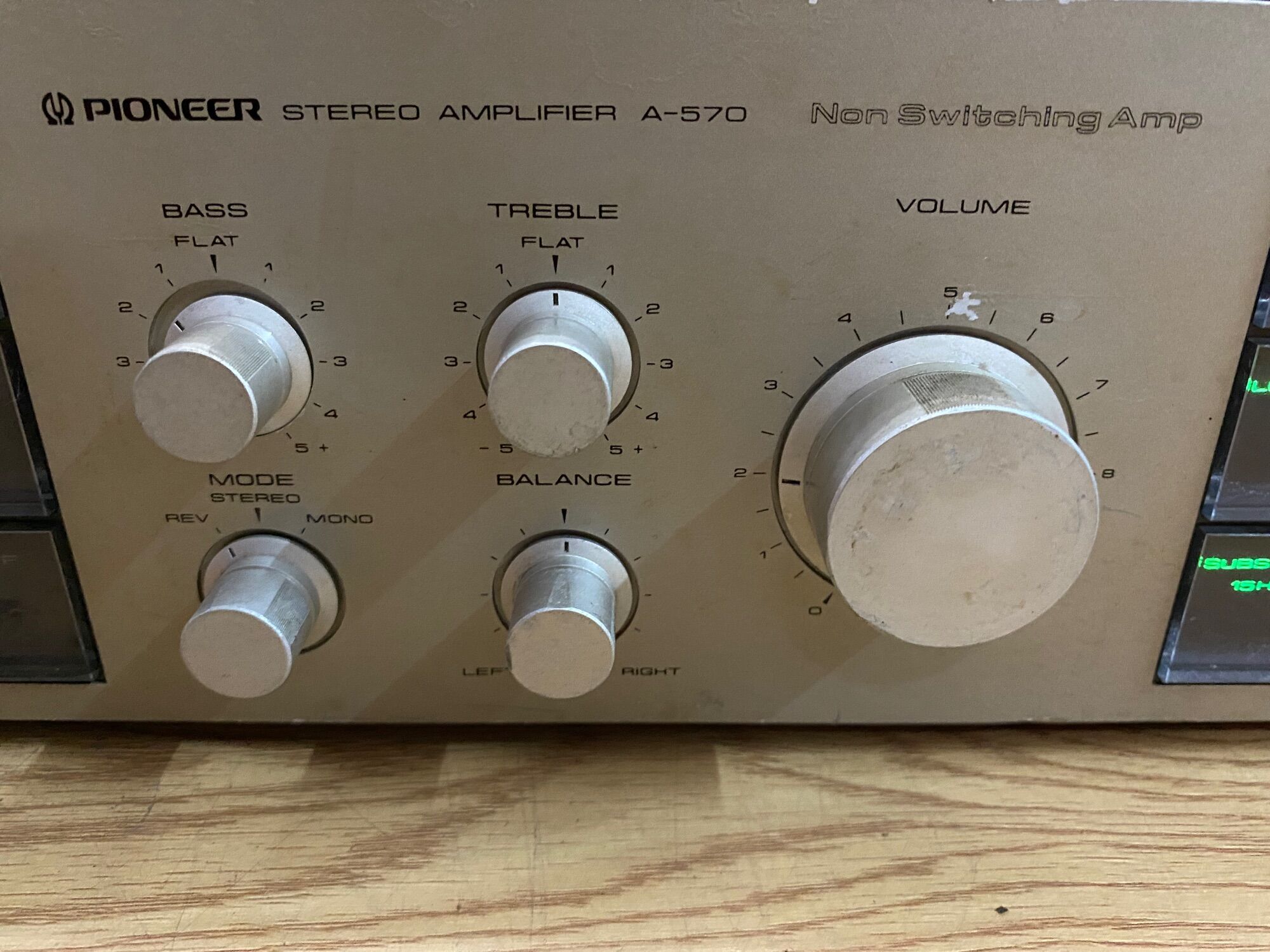 Amply Pioneer A570
