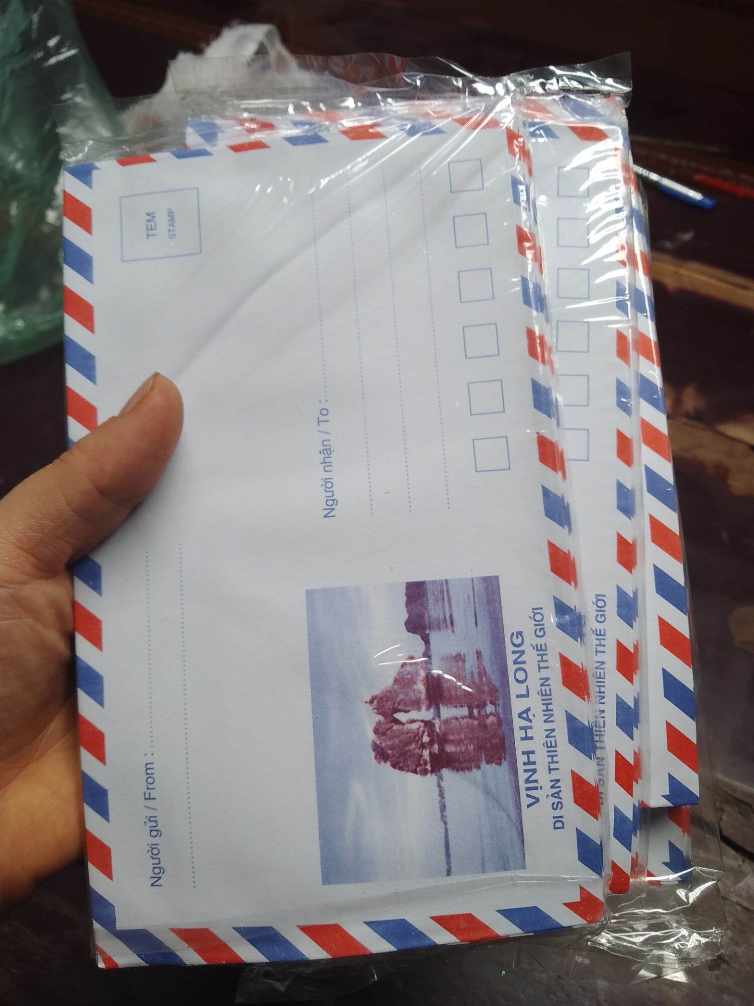 Phong bì thư có keo dán (100 cái)