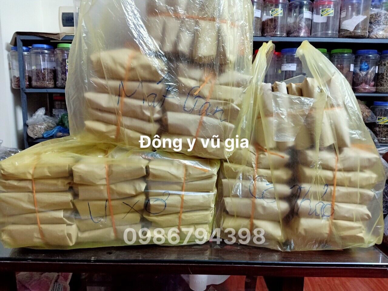 Chè dây rừng chữa đau dạ dày