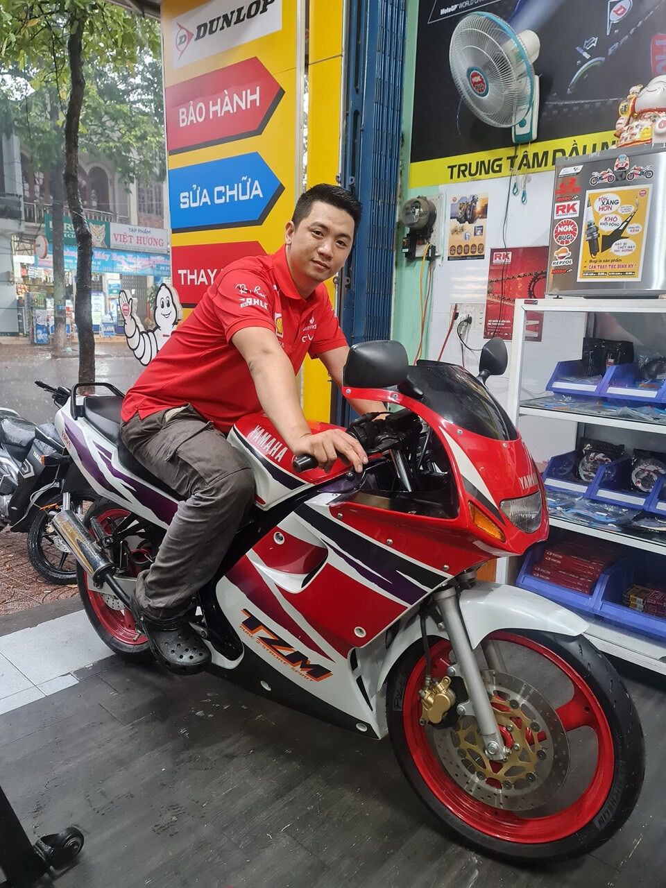 [Nhập RS0822 giảm 30k cho đơn 99k]Áo polo Ferrari đỏ