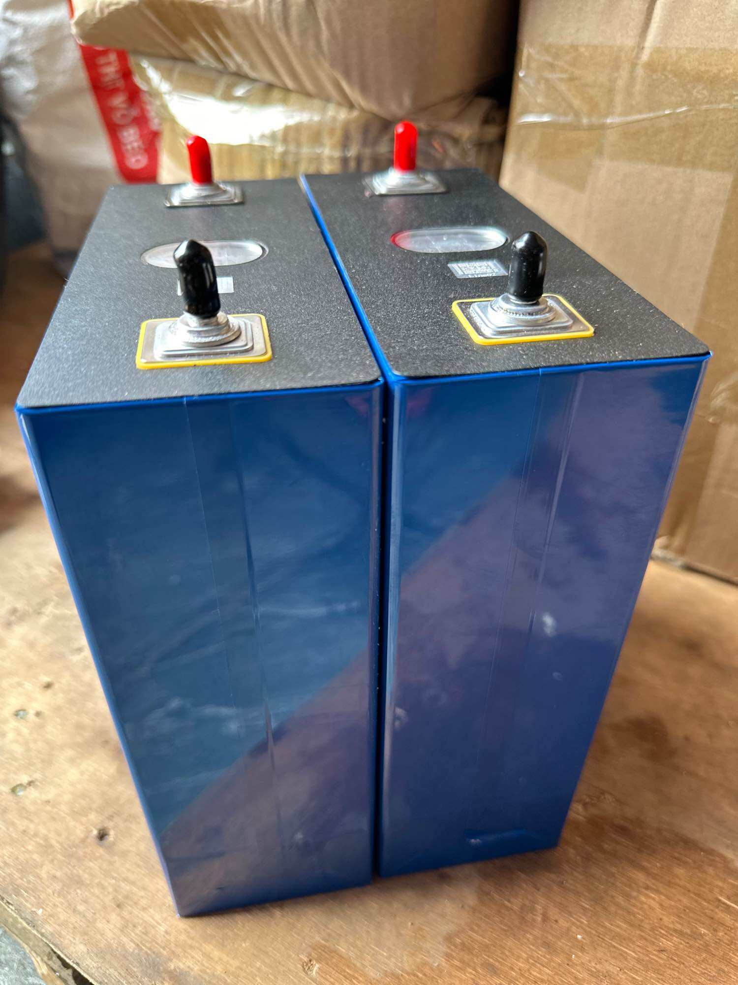 Pin lithium 32v 280ah cho các bác làm pin lưu trữ hãng EVE REPT Batterotech CONEX