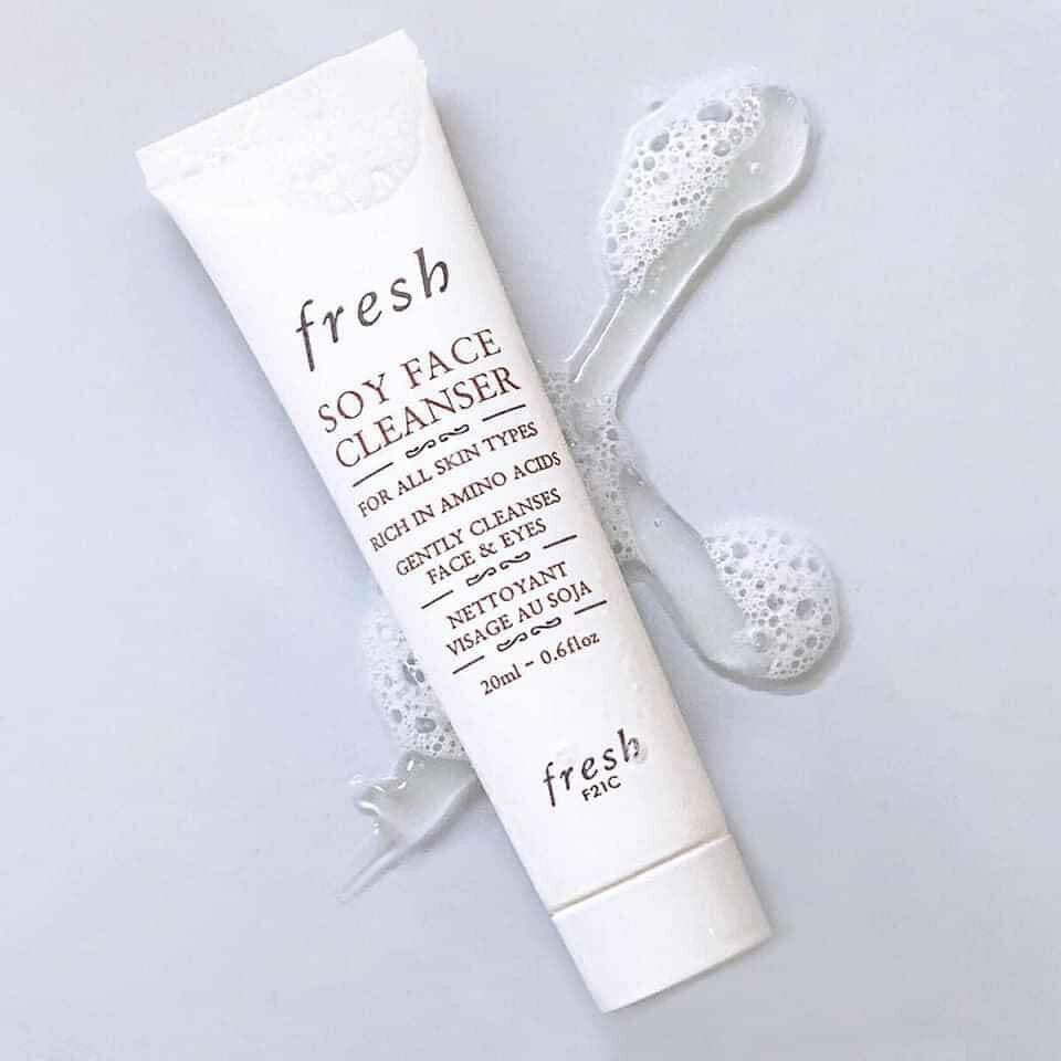 SRM mini 20ml dành cho mọi loại da Fresh Soy Face Cleanser