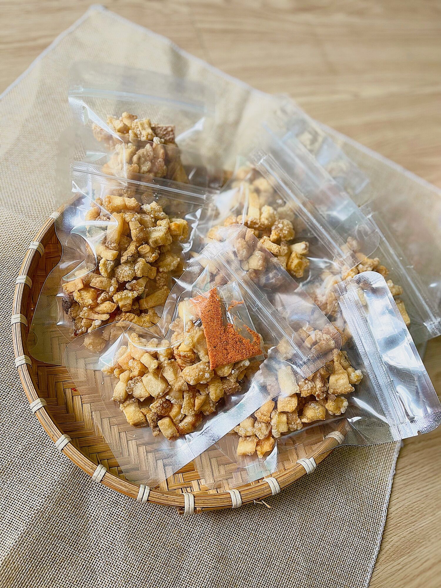 Tóp mỡ lắc muối tôm 50gr