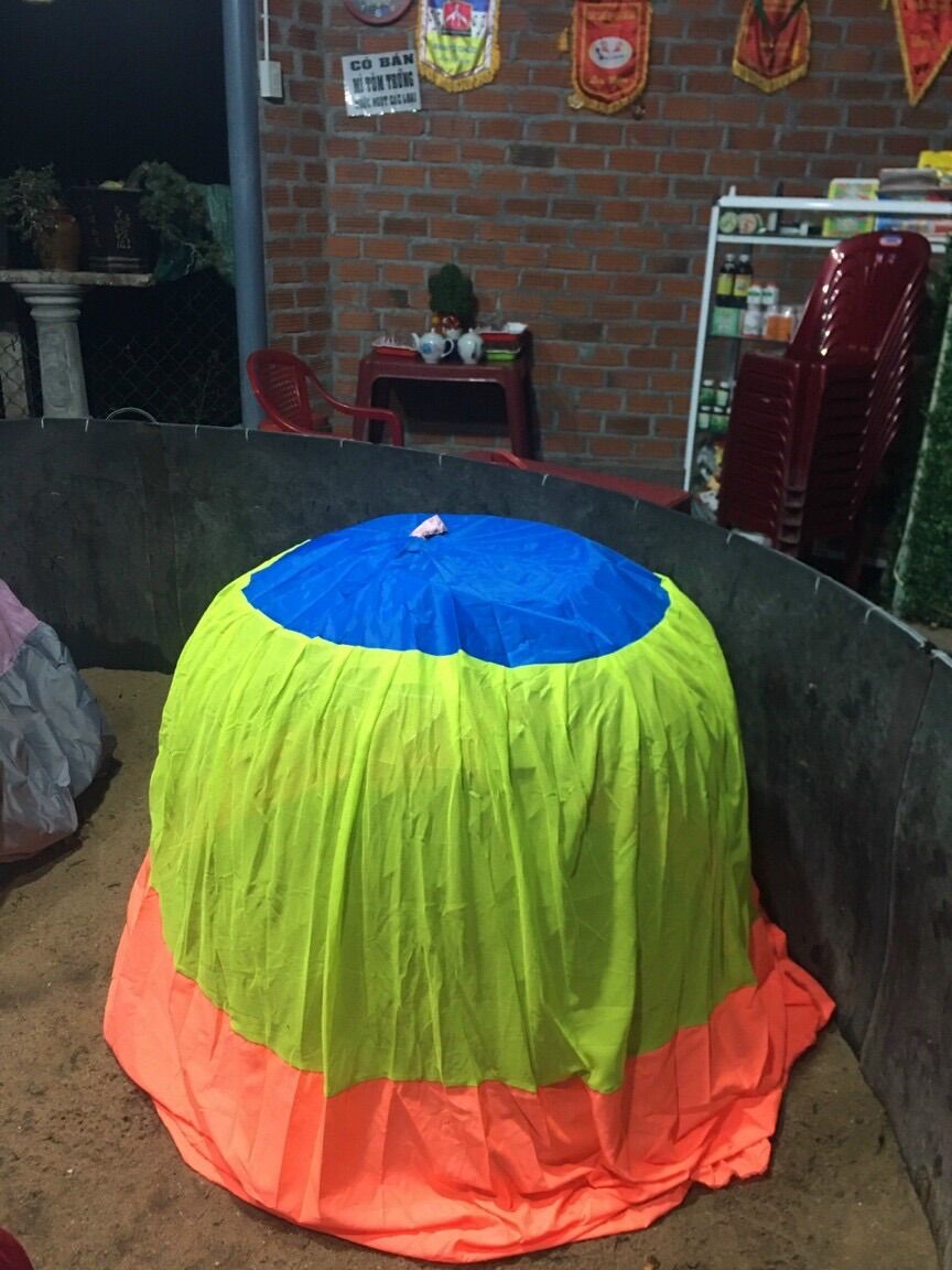 Mùng chống mưa cho gà đá,khổ 1m-1m2,mùng chống thấm nước mưa giúp gà không bị ướt khi nhốt ngoài trời