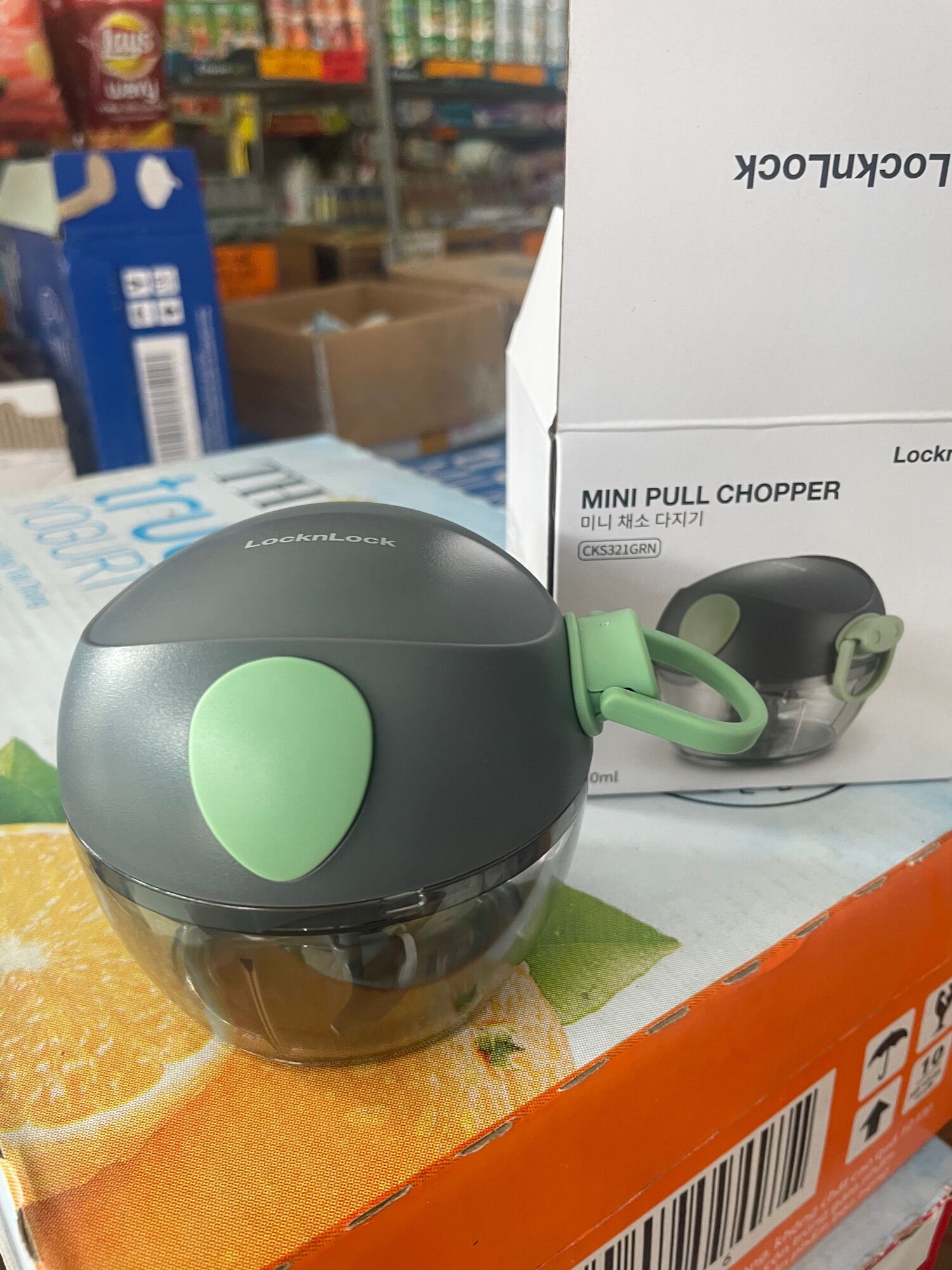—— Máy xay tỏi ớt lock lock