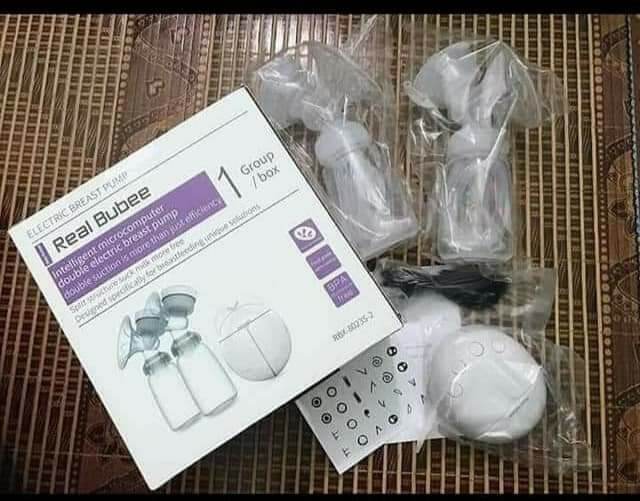 Máy hút sữa điện đôi realbubee