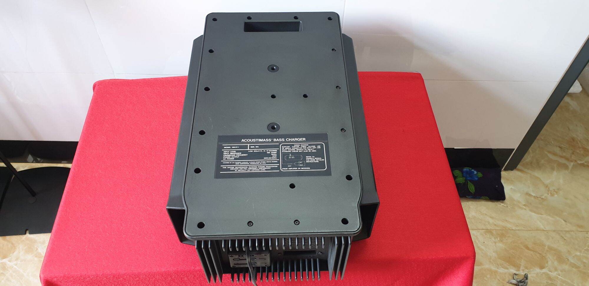 Loa Sub điện Bose Acoustimass Charger