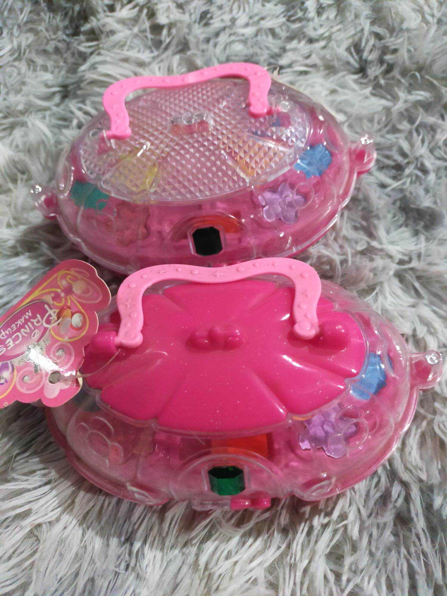 Thanh lý đồ chơi trang điểm cho bé gái