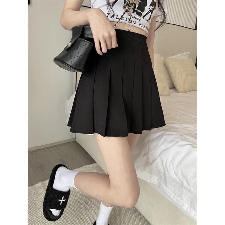 Chân váy tennis đen có quần trong