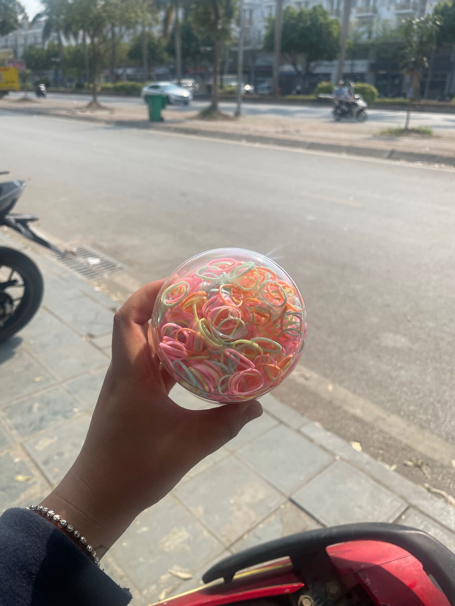 Lọ chun buộc tóc nhiều màu sắc EONIOY