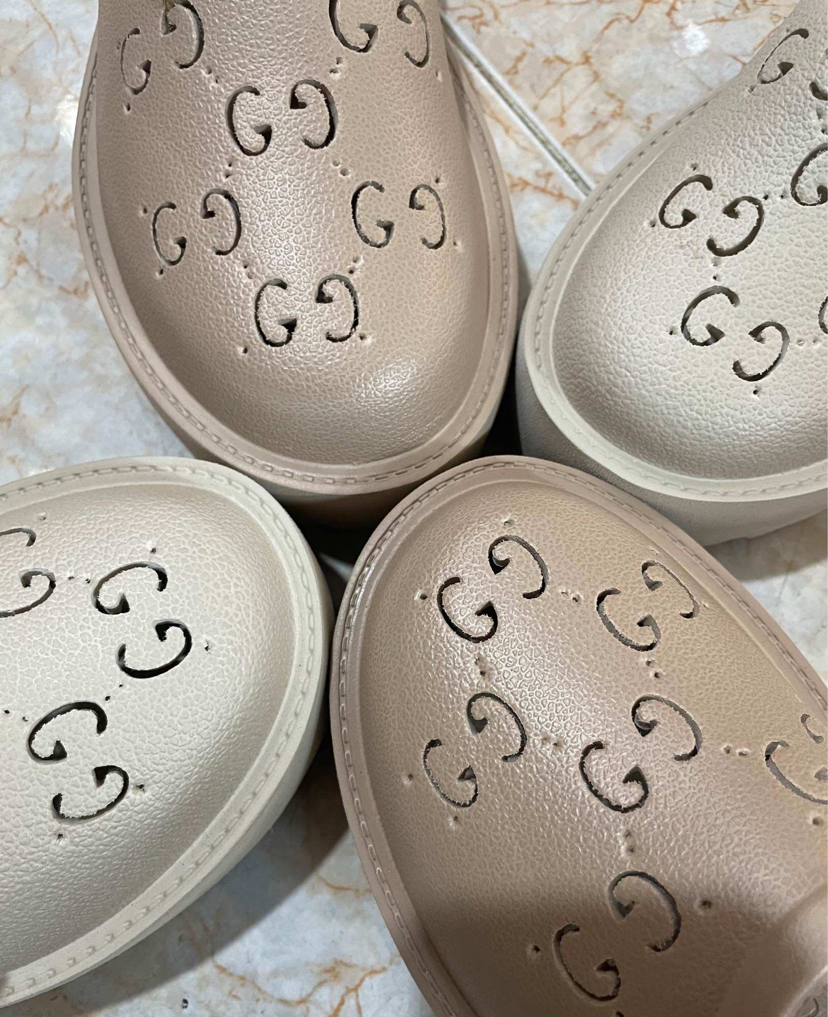 Giày Sục Guccci SUPER Đúc Đôn Gót 5cm Nhẹ Êm Size 39 ( Có Sẵn )