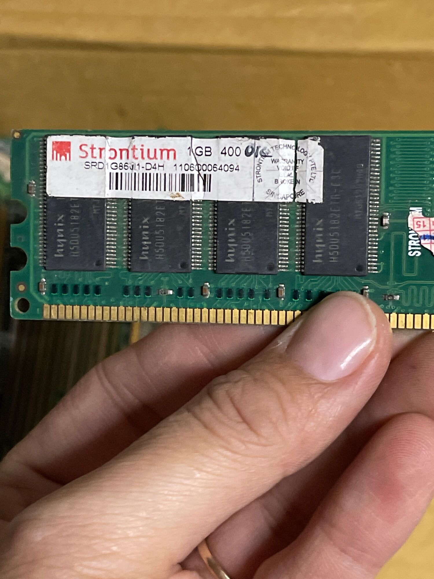 DDR desktop computer 1GB bus 333 / 400 Ram