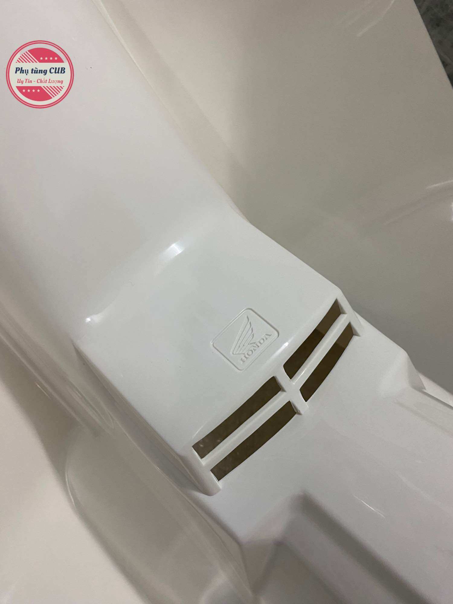 Bửng xe cub 82-DD70 không đề hàng zin mới