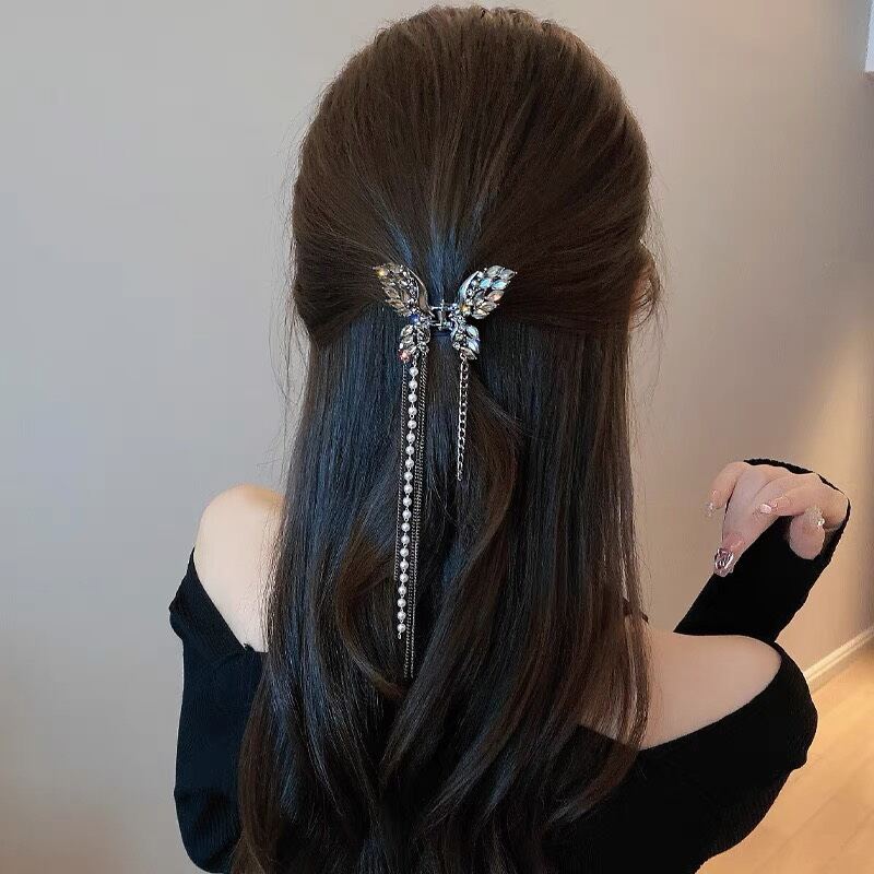 Kẹp tóc nửa đầu hình bướm đen đính đá độc đáo cho nữ