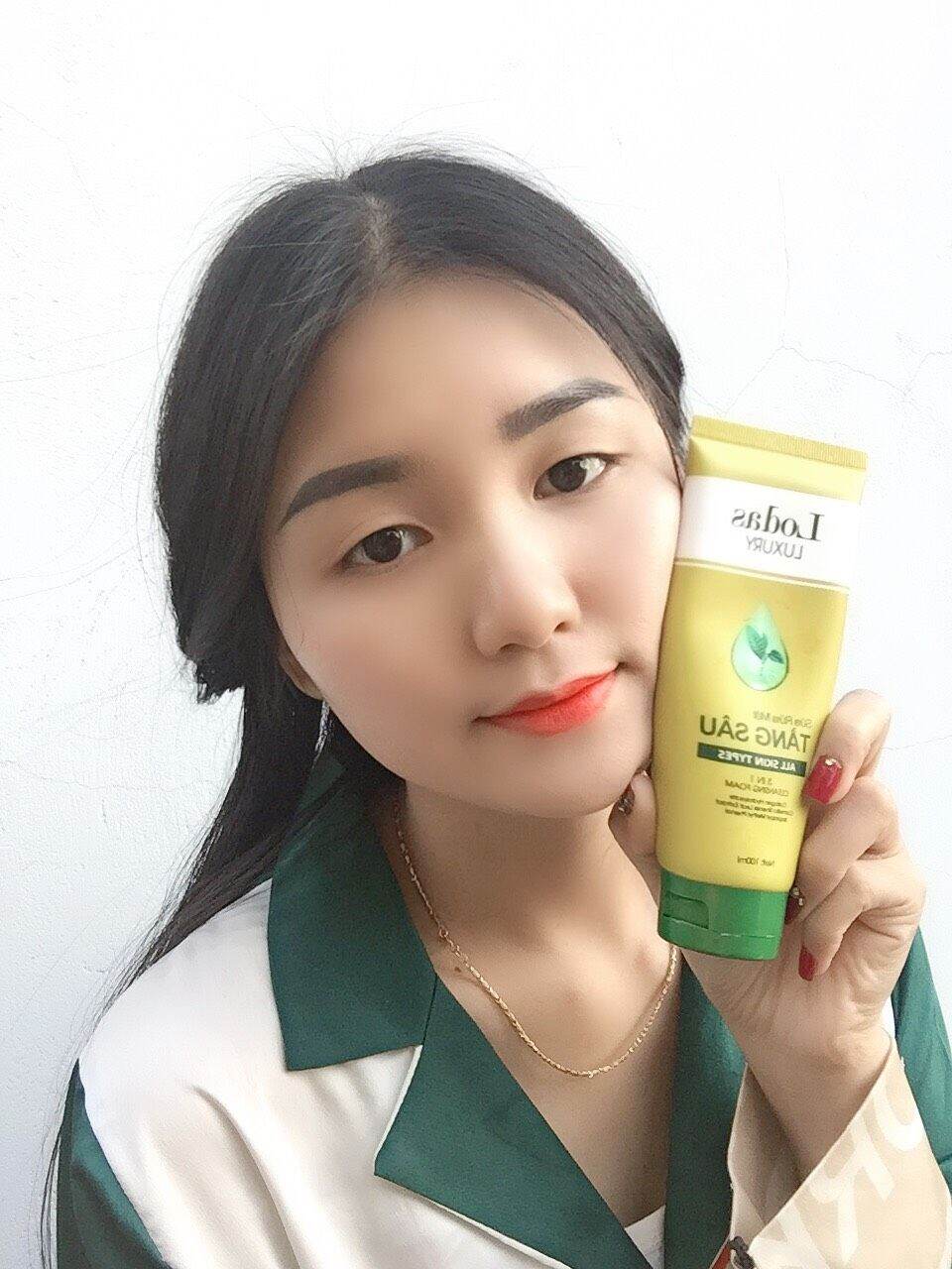 SỮA RỬA MẶT TẦNG SÂU 3IN1