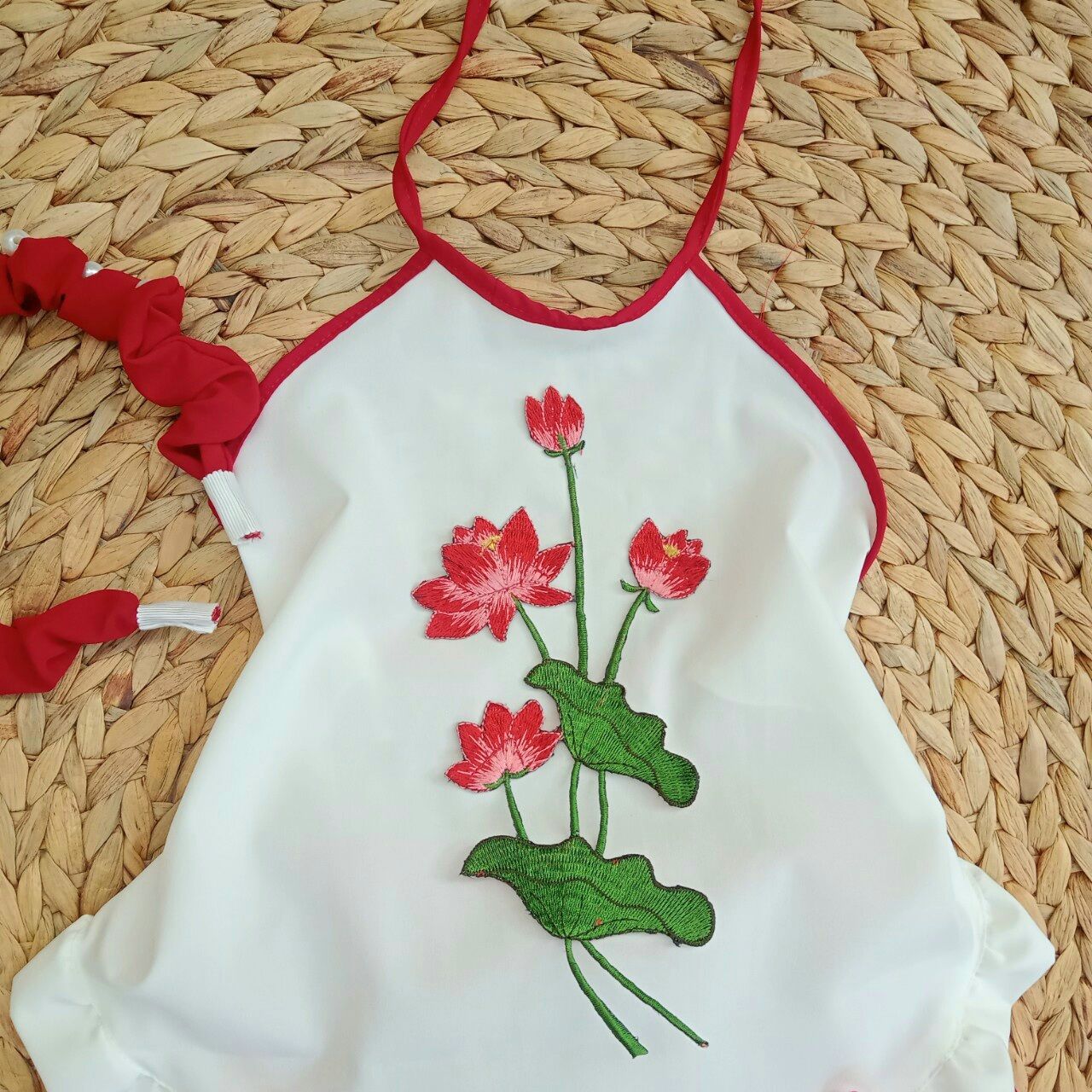 Yếm đào bé gái chất mềm mịn mát size 7ky - 45ky [ Váy + Aó + Mấn ]