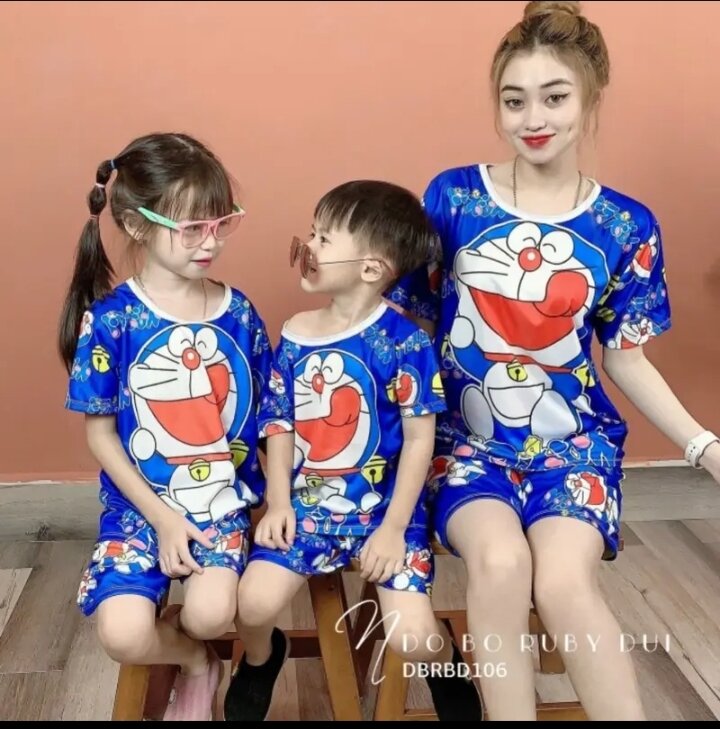 Đồ bộ mẹ và bé mẫu Doraemon xanh quần đùi