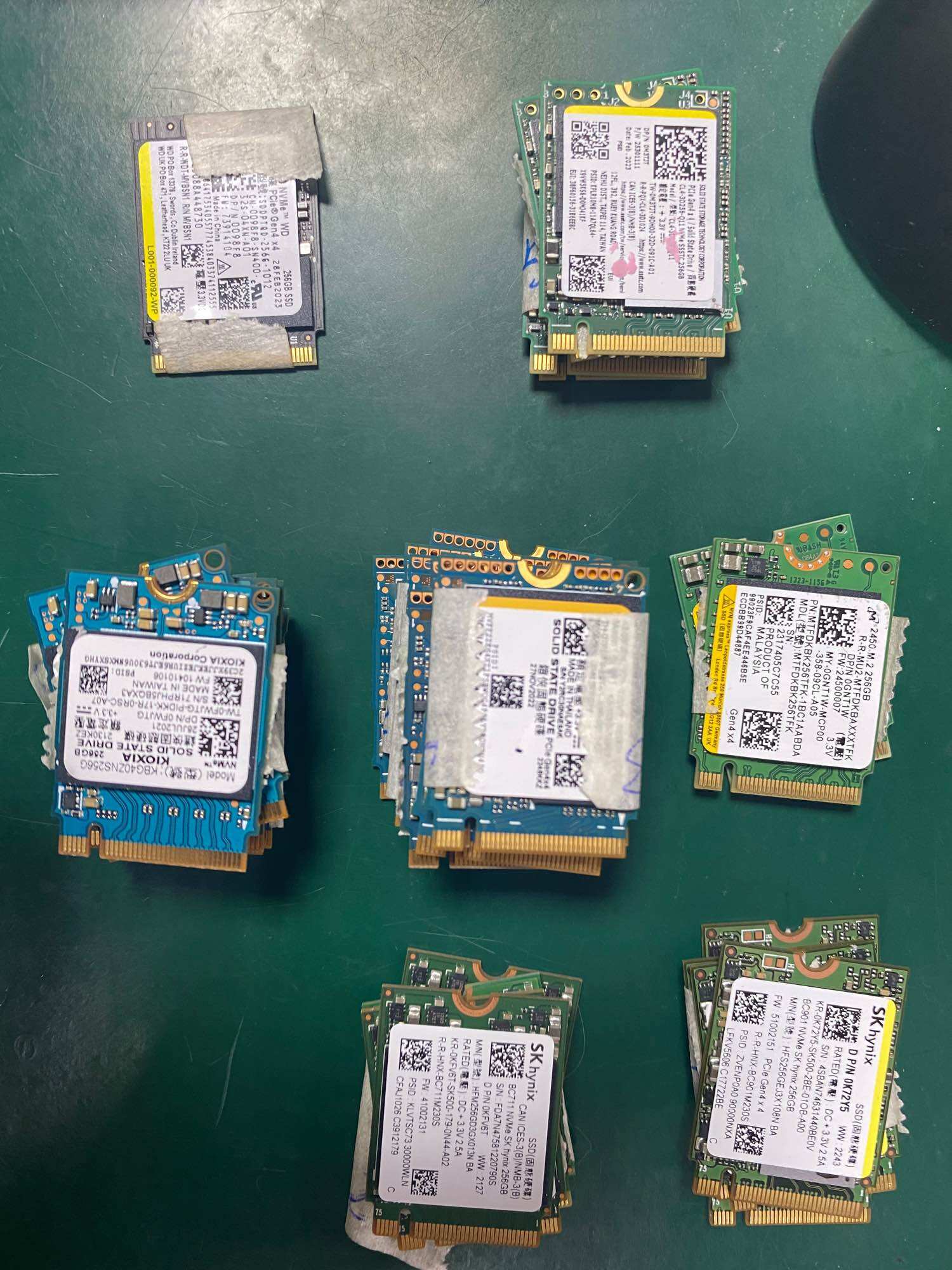Ổ ssd 256gb chuẩn m.2 nvme 2230 tháo máy mới