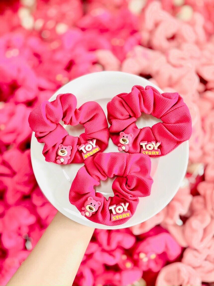 Cột Tóc gấu dâu Lotso