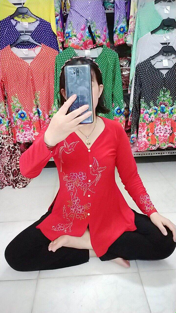 Bà Ba đính đá con công CÓ kèm quần