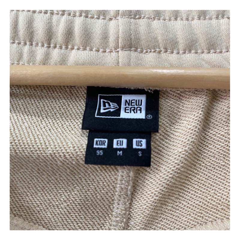 CHÍNH HÃNG - QUẦN SHORT NEW ERA ESSENTIALS CARGO BLACK / BEIGE (60332267)