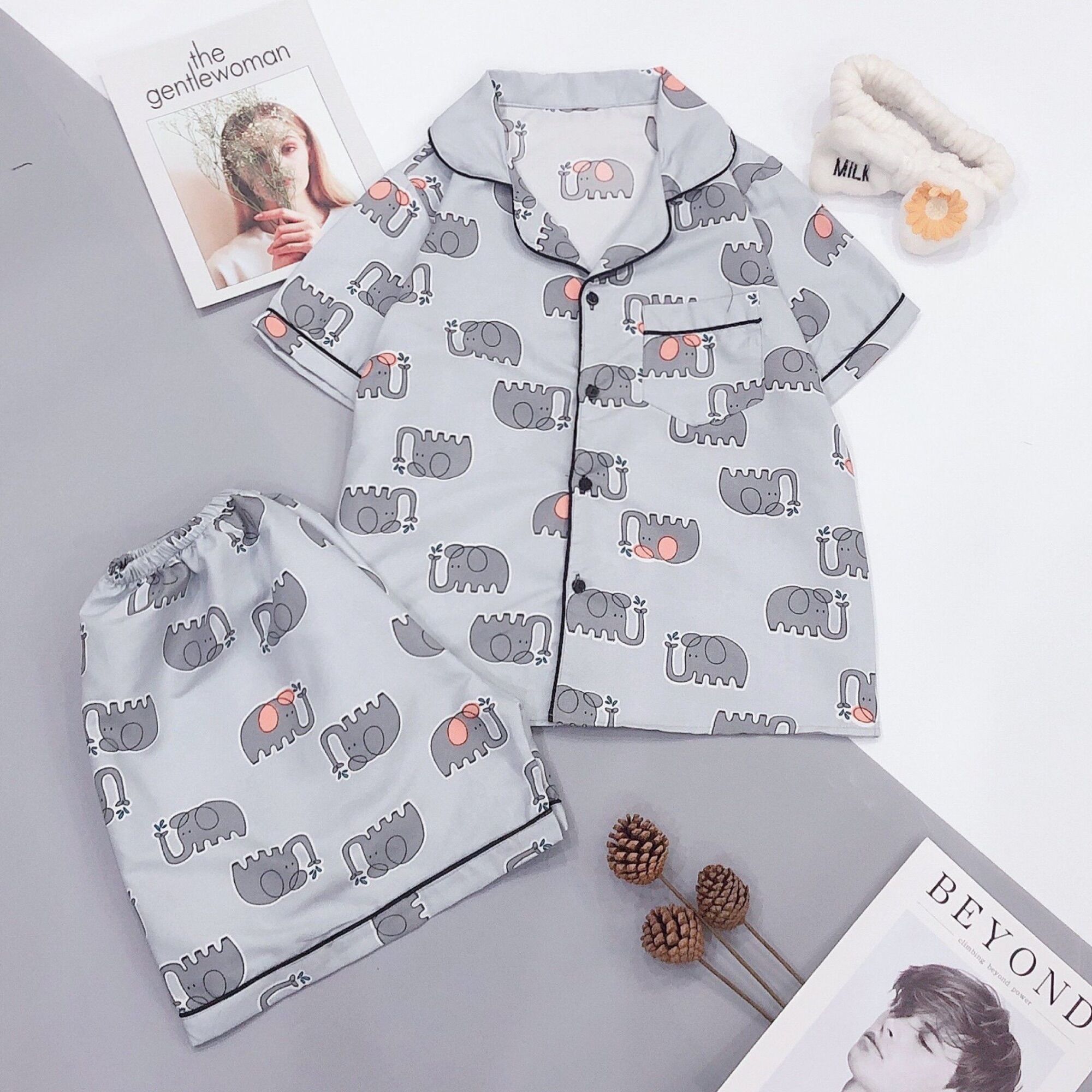 Set bộ đồ ngủ cộc tay quần đùi Con Với