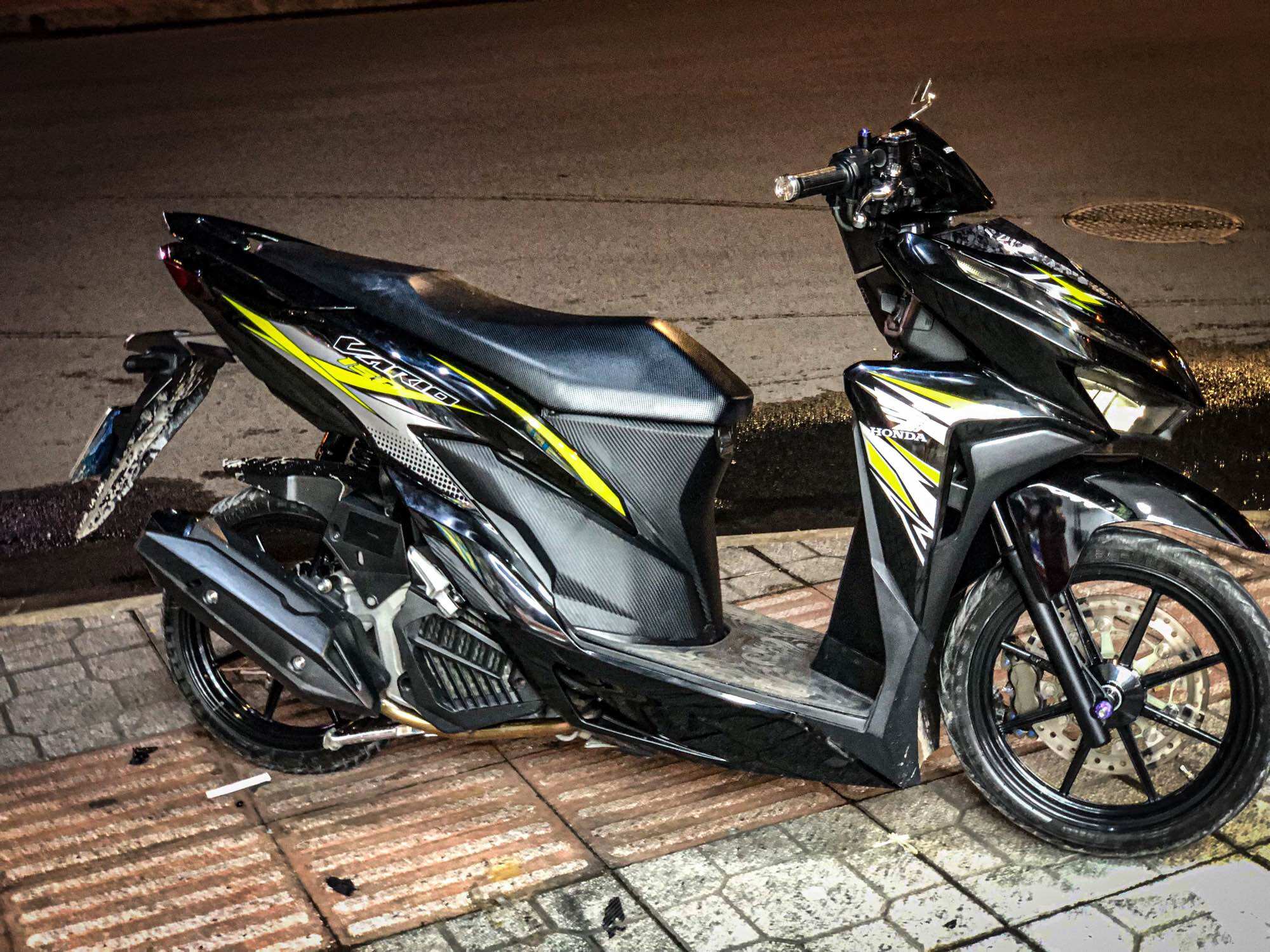 Tem xe vario tem chế
