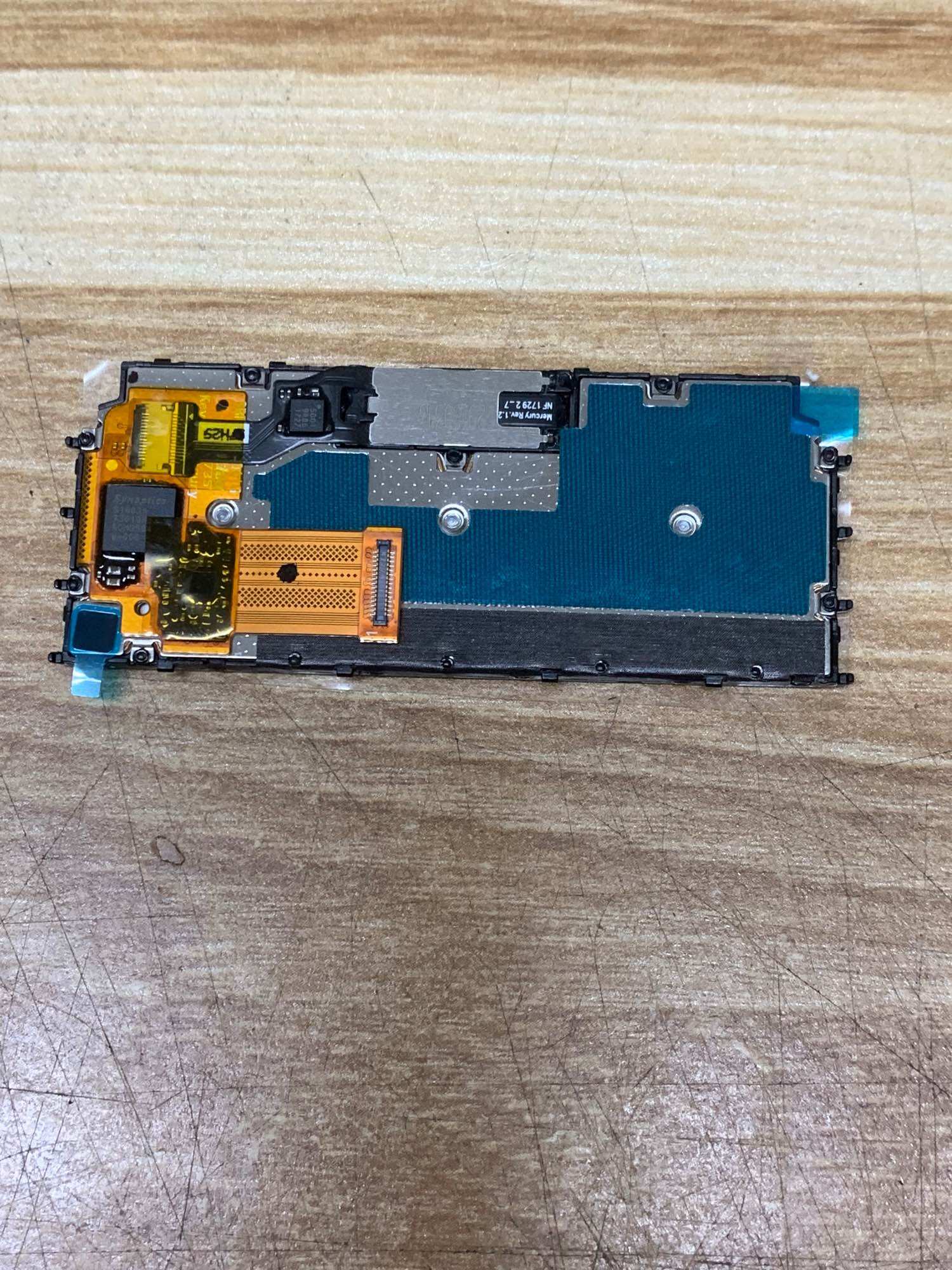 Bàn phím Blackberry keyone
