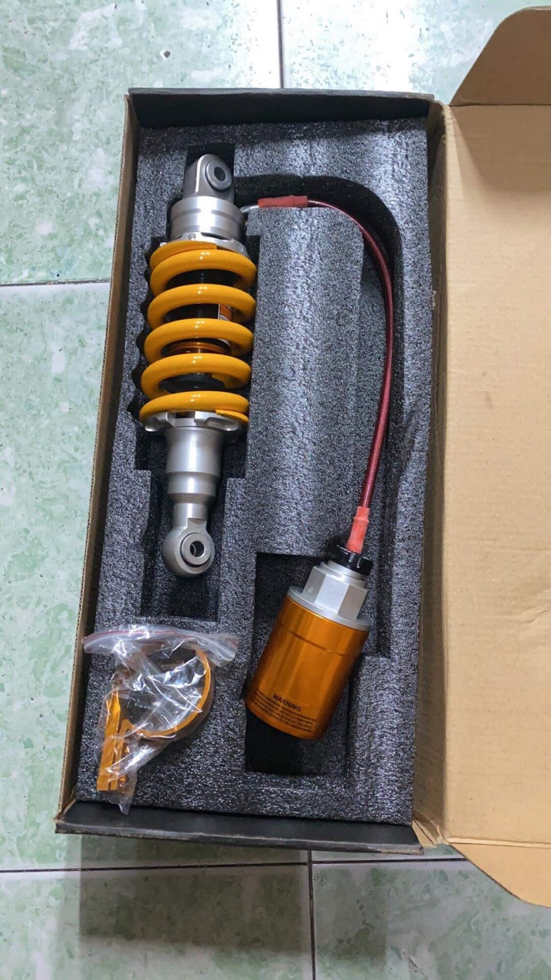 Phuộc ohlight thái cho Xipo có bình dầu
