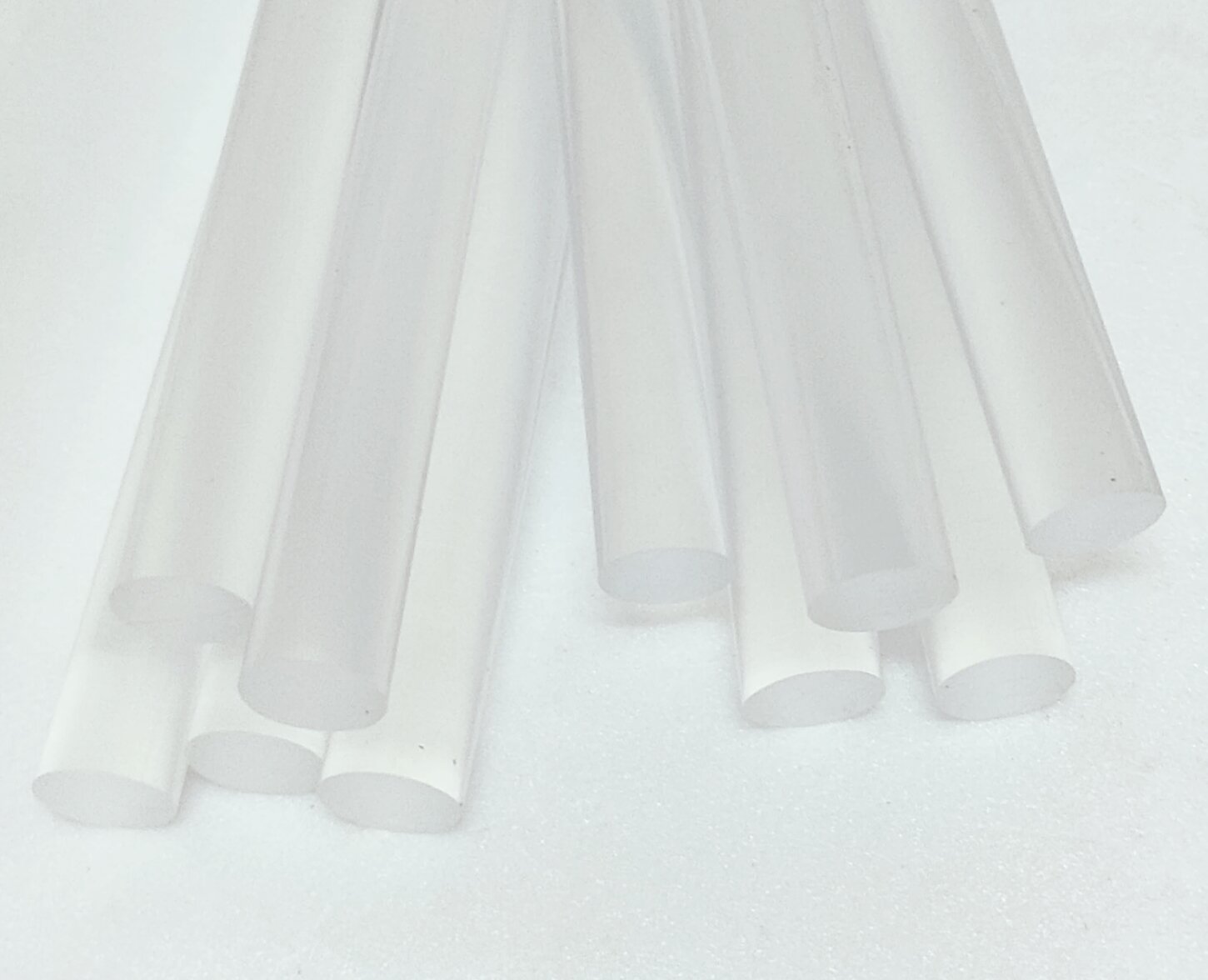 KEO ĐỐT TRẮNG SILICON.5 CÂY....