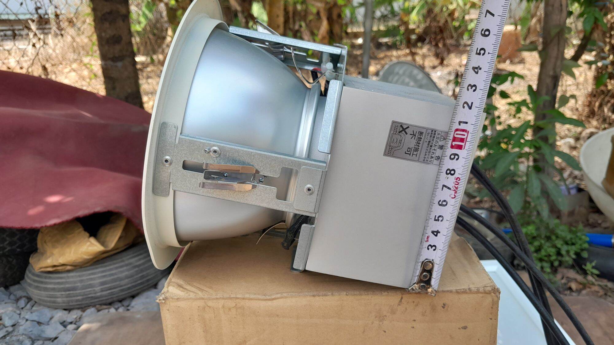 led âm trần nhật bản