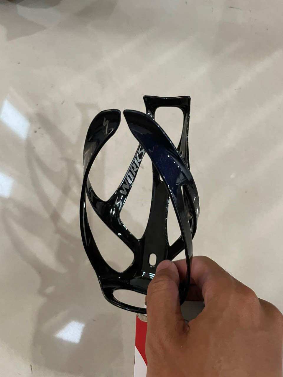 Gọng bình nước Carbon S-WORK