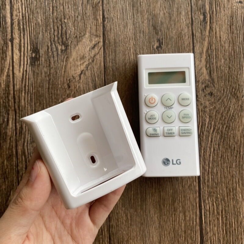 REMOTE MÁY LẠNH LG CHÍNH HÃNG ( tặng pin )