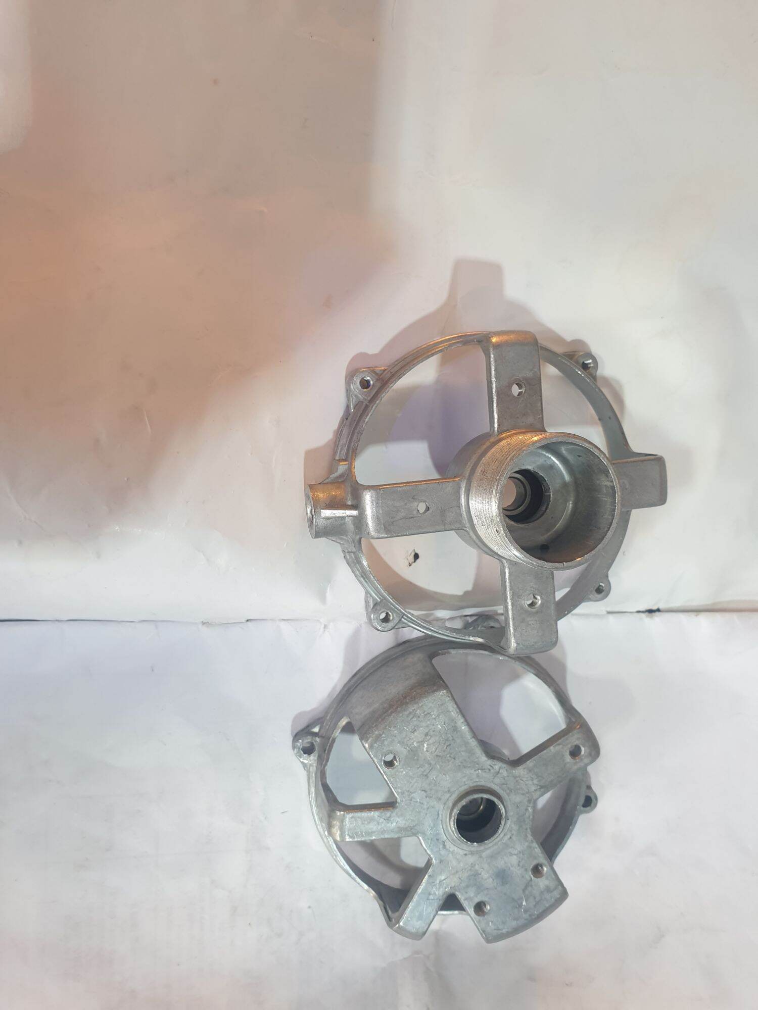 1 bộ nắp nhôm bạc đạn quạt