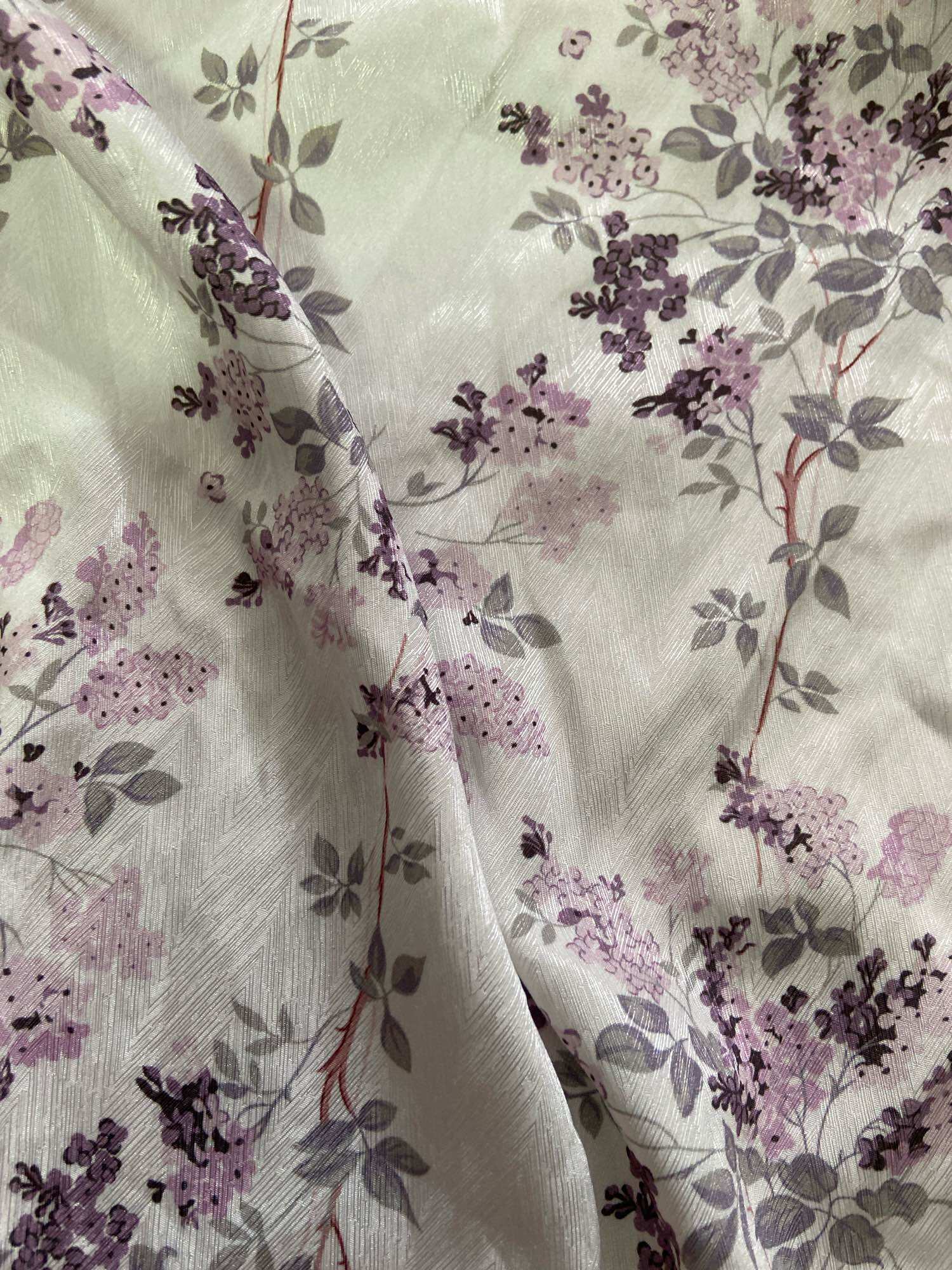 Sale 2 khúc 80cm x 1m5 vải lụa gấm hoa lỗi nhỏ gần biên như ảnh đủ may bộ bé áo kiểu (X15)