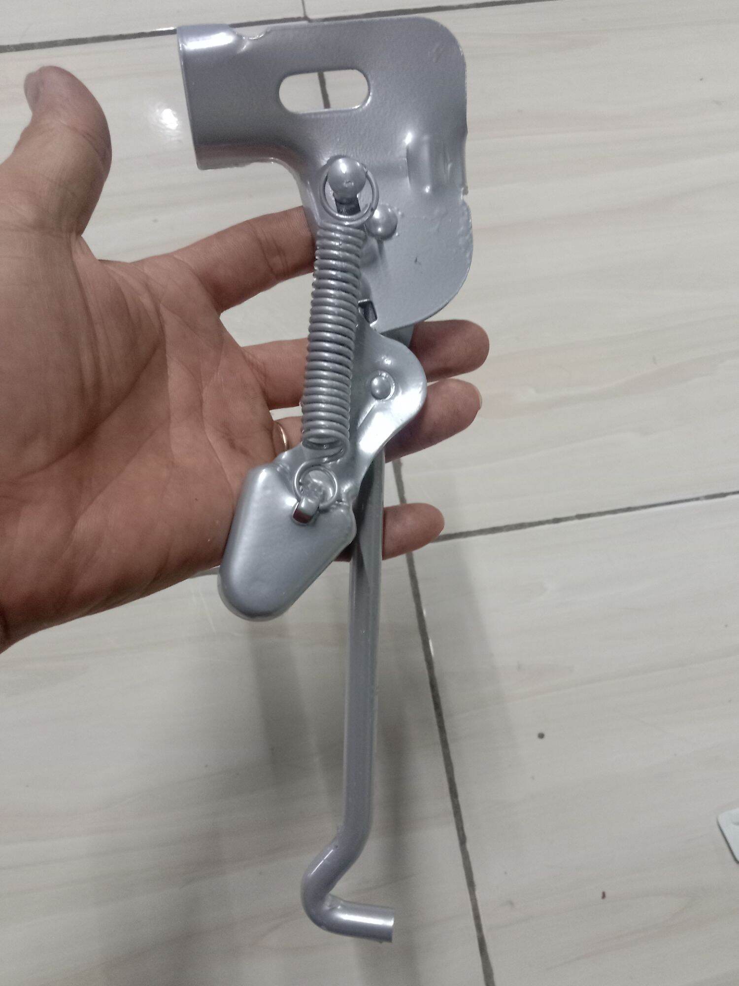 Chống xe đạp, chân chống xe đạp trẻ em, chống xe 20 in