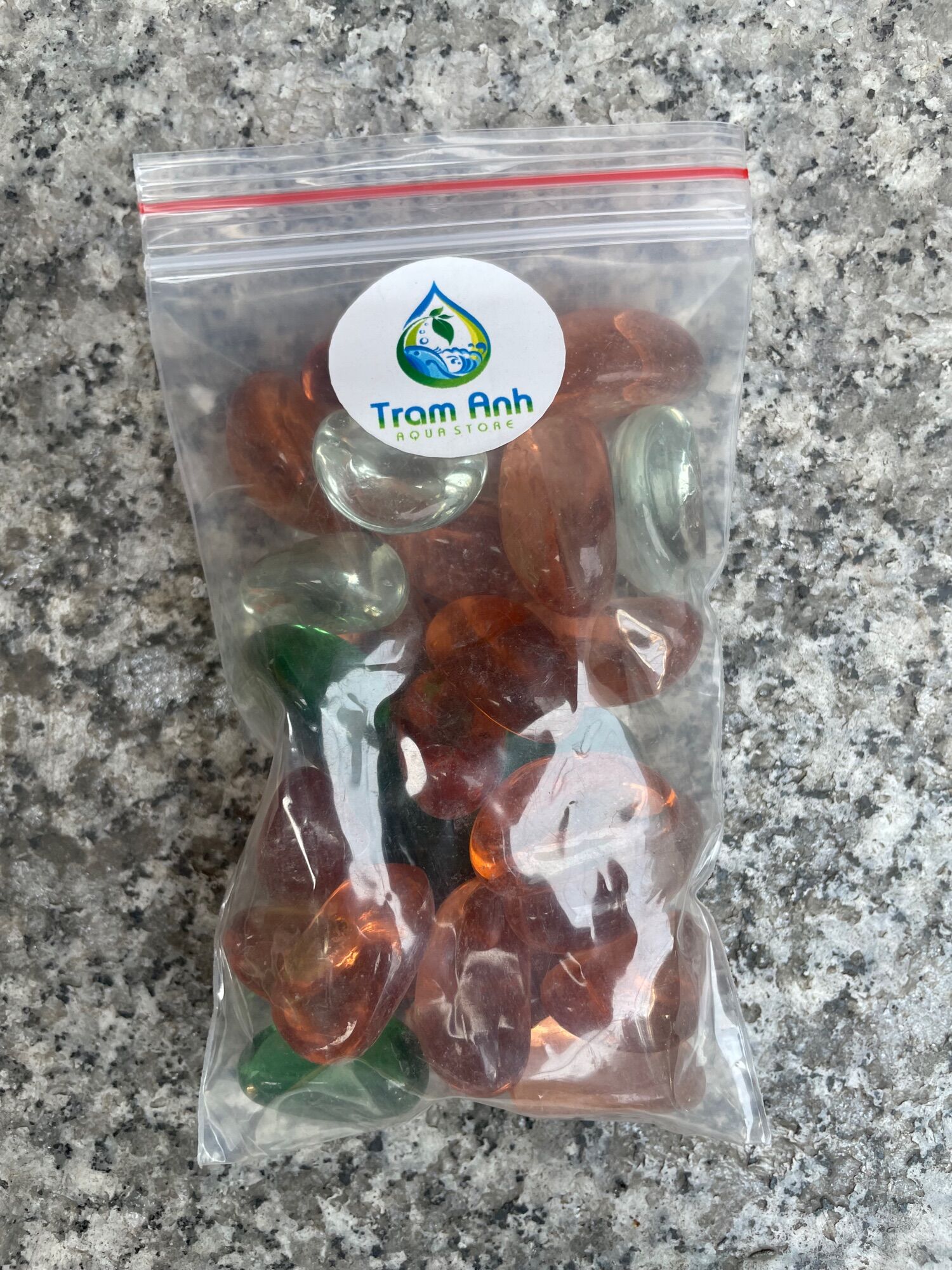 Sỏi thuỷ tinh nhiều màu trang trí cho bể cá 200G