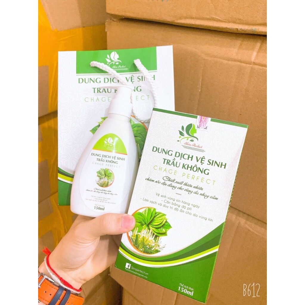 Dung dịch vệ sinh phụ nữ trầu không I’m Nature ( k túi)