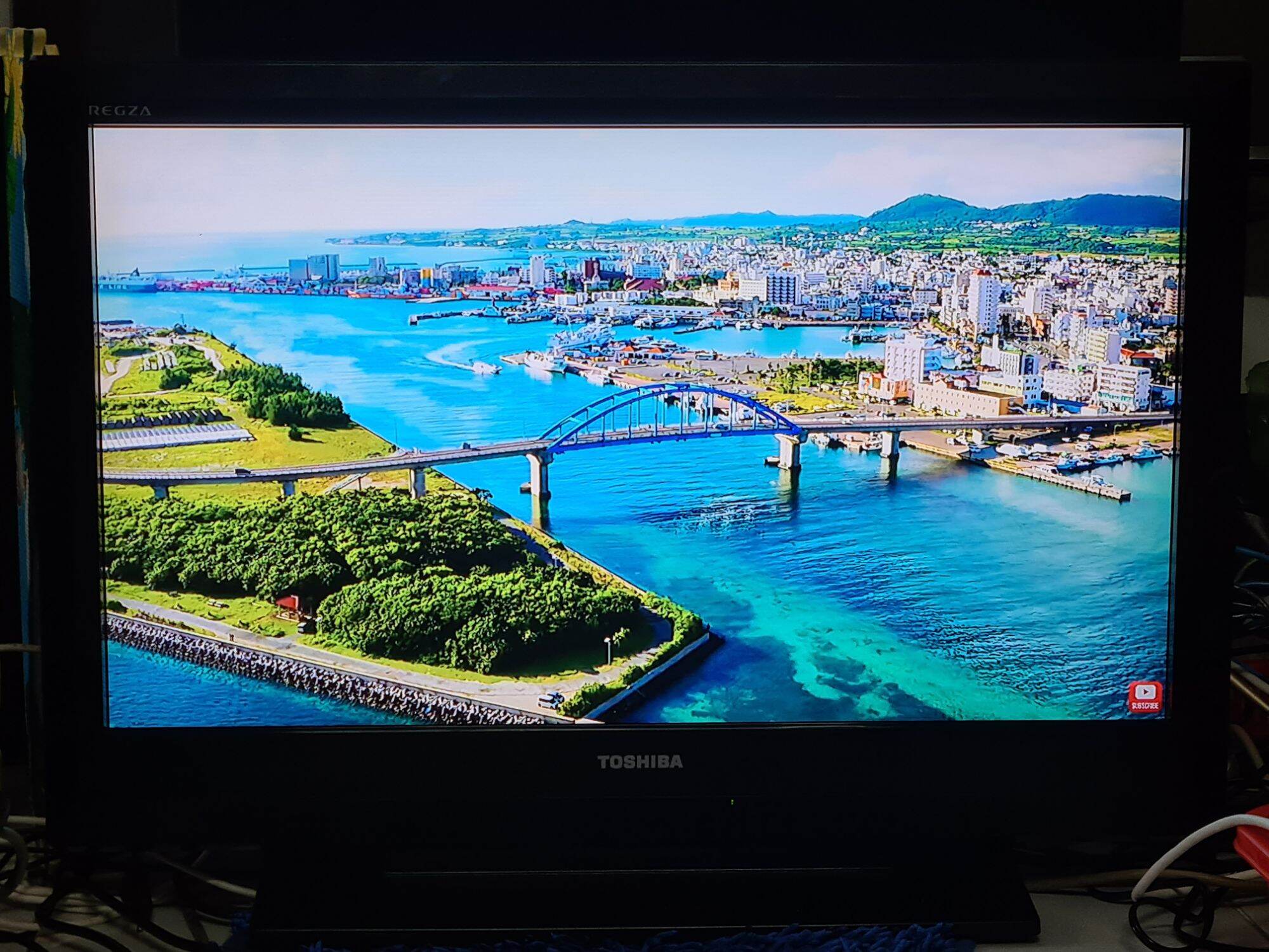 Tivi 32 inch Toshiba