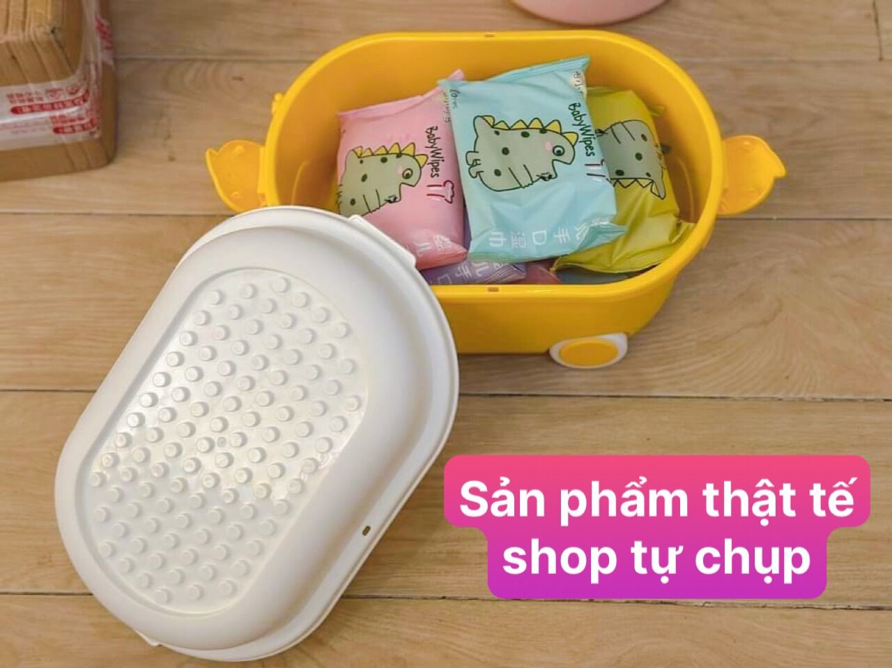 khăn ướt thùng xe nhựa con vịt 1 thùng 10bịch
