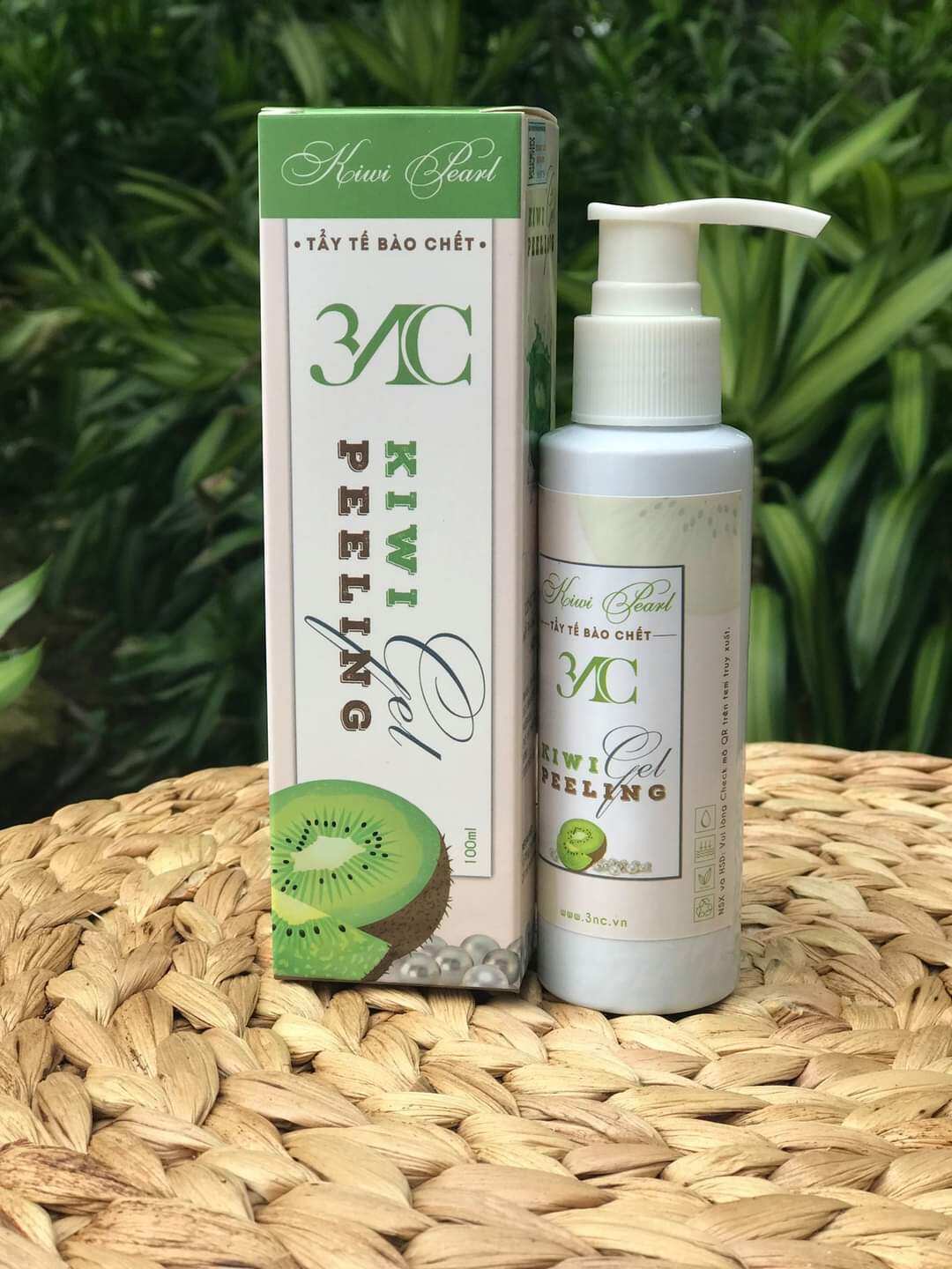 Tẩy tế bào chết kiwi