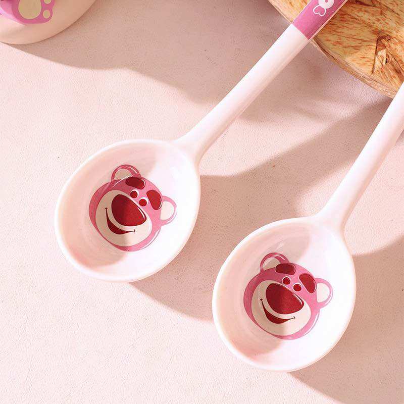 Muỗng sứ Gấu Dâu Lotso