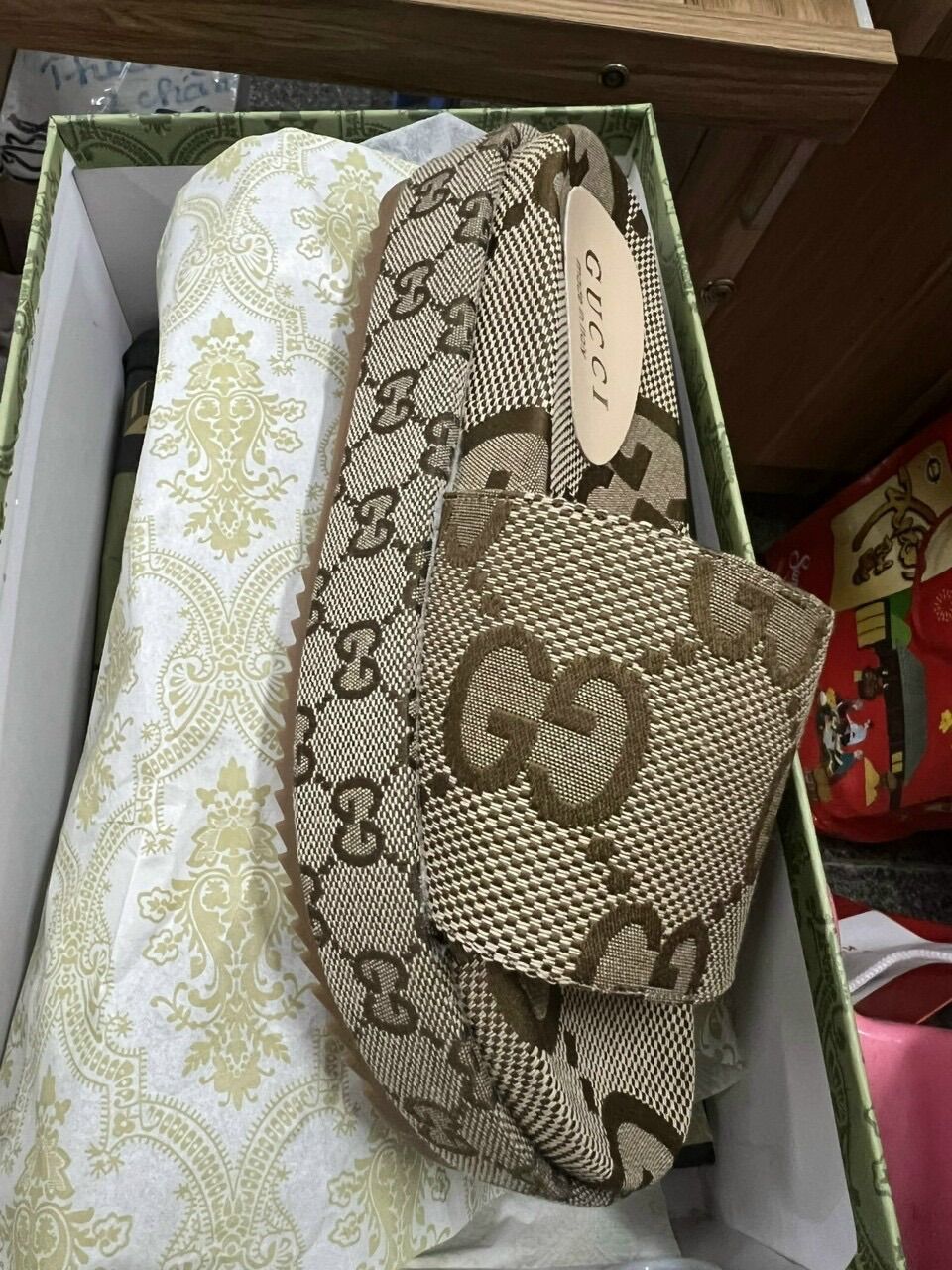 Dép lê nữ Gu..ci đế bánh mỳ 5p