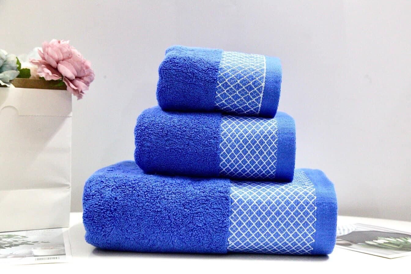 Set quà tặng , bộ khăn tắm màu blue , khăn mặt cao cấp clc lyvinh . set 3 khăn : 1 tắm 60x120 - 1 khăn tắm 40x78cm- 1 khăn 30x50cm . set bộ khăn quà tặng cao cấp . ms : 038 a